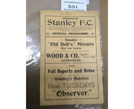 1921 - 1922 Accrington Stanley v Tranmere Rovers Football Programme: Very good condition with no team changes. Rusty staple h