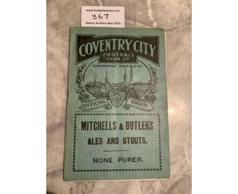 1929 - 1930 Coventry City v Leyton Orient Football Programme: Good condition with no team changes. Light folding and centre p