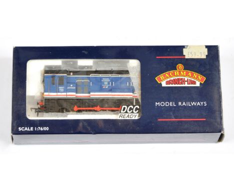Bachmann OO Gauge 32-102V 0-6-0 Network South East Blue and White livery Class 08 Diesel Shunter No.08631 "Dartmoor". Box has