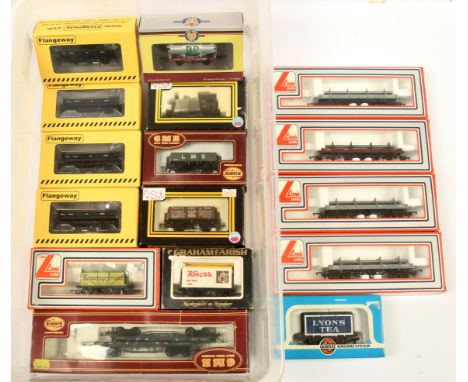 Airfix/ Lima/ Dapol and other commercial manufacturers 00 Gauge Locomotives and Rolling stock consisting of 0-4-0 Tank Loco L