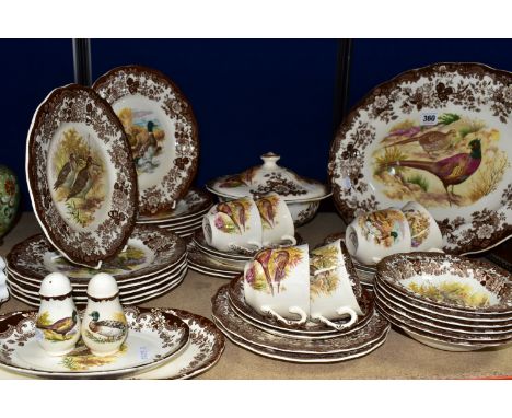 A PALISSY 'GAME SERIES' PATTERN DINNER SET, comprising a large meat plate, six salad plates, diameter 23cm, a circular covere