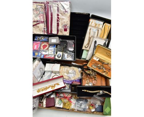 A BOX OF ASSORTED COSTUME JEWELLERY AND ITEMS, to include a boxed 'Zilon' lighter, a folding bakelite hair comb in a pouch, i