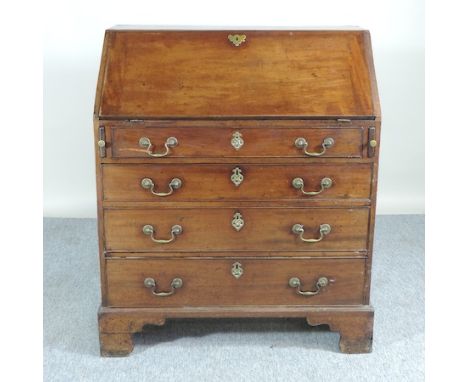 A George III mahogany bureau, on bracket feet, 91cm 