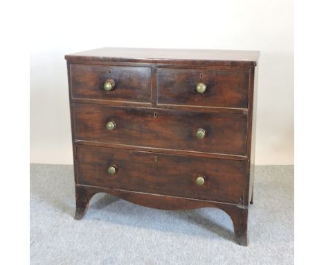 A George III mahogany chest of drawers, on swept bracket feet, 92cm 
