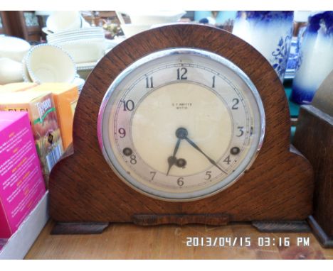 Mantel clock in domed oak case ex. S.T. Hopper of Boston