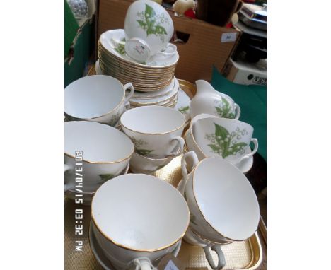 Royal Vale bone china light ground Lily of the Valley bone china tea service (approx. 40 pieces)