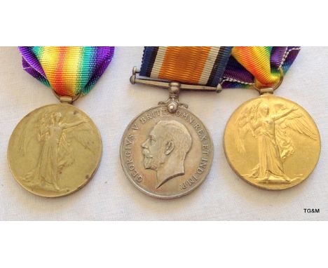 A WW1 medal pair to DM2-164442 Private TJ Roache of the Army Service Corps with a Victory medal to 55403 Private CW Newbold o