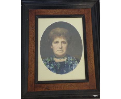 A Thomas Benjamin Kennington 1856-1916 Portrait thought to be the artists mother Elizabeth oil on Board 25.5 x 20.5cm oval si
