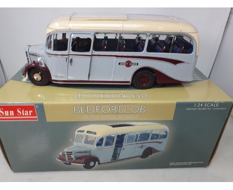 A boxed Sun Star 1:24 scale Bedford OB Duple Vista Coach 