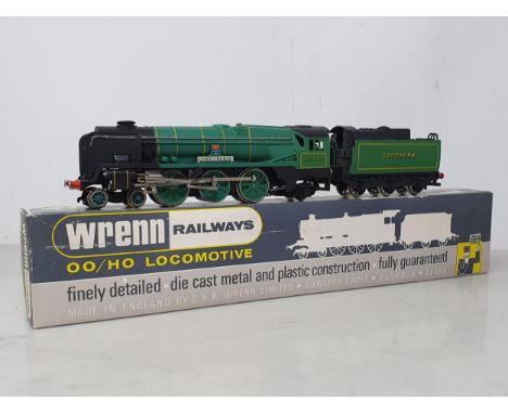 A boxed Wrenn 2237 West Country Class Locomotive 'Lyme Regis in Southern Region green livery, box VG, model G (some fading to