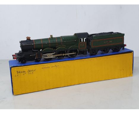 A Hornby Dublo EDLT20 'Bristol Castle' Locomotive with box base, model VG-E 