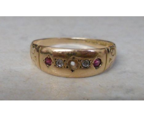 15ct gold ruby & diamond ring (one stone missing, one stone loose) size P