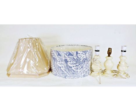 Three lamps&nbsp;and three lamp shades&nbsp;(6)&nbsp;
