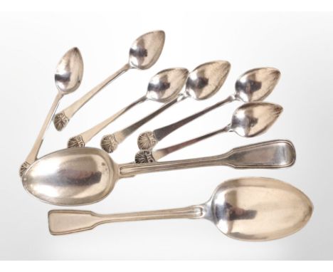 A pair of Victorian silver dessert spoons, and a further set of six teaspoons. CONDITION REPORT: 158.6g.