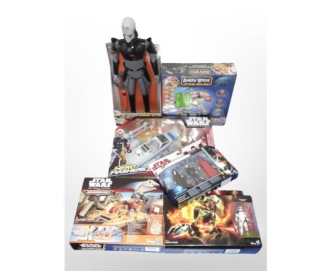 Six mainly Hasbro Star Wars figures and box sets 