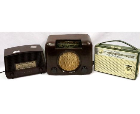 Three vintage radios: Murphy type V198W, Philips Transistor and Bush type DAC90A. P&P Group 3 (£25+VAT for the first lot and 