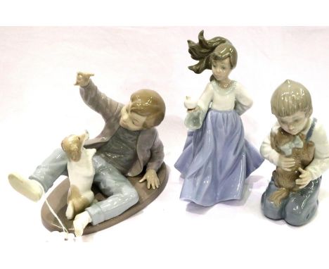 Three mixed Nao figurines, no cracks, chips or visible restoration. P&amp;P Group 2 (£18+VAT for the first lot and £3+VAT for