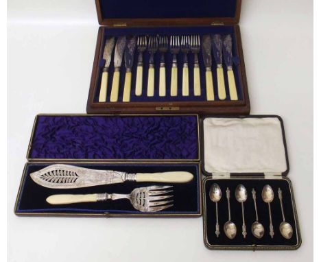 Mahogany cased knife and fork set, silver Condition report: see terms and conditions