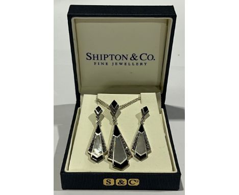 Sterling Silver Marcasite, Black Onyx and Mother of Pearl Pendant and chain and Earrings Set; the pendant measures approx. 4.