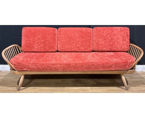 An Ercol 355 studio couch, 77cm high, 208cm wide