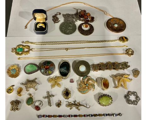 Selection of Costume Jewellery, a Sterling Silver Turtle Pendant and a Silver Jadeite Brooch The Costume Jewellery includes; 