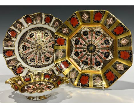 Royal Crown Derby  - an 1128 Old Imari wavy rim plate, 22.2cm diameter, first quality;  octagonal plate, 22.3cm wide and a sm