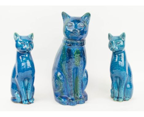 BITOSSI CERAMICS, mid 20th century, including three bowls and a lamp in Rimini blue, by Aldo Londi, along with three cats (ca