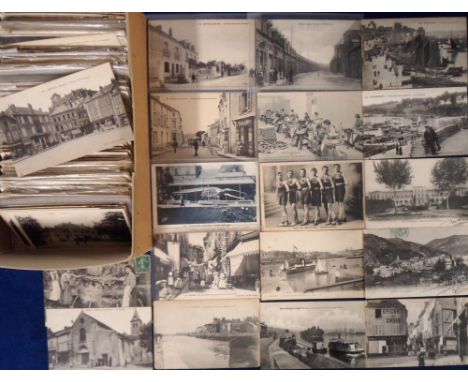 Postcards, France, approx. 300 cards listed alphabetically D to R to include Dieppe, Dinard, Dives-Sur-Mer, Dinan, Epinal, Fr
