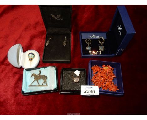 A quantity of miscellaneous jewellery to include: a pair crystal and stone Swarovski drop earrings, an enamel balloon tie stu