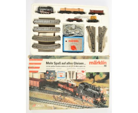 Marklin HO 3-rail Delta 2963 Train Set containing 0-8-0 DB Class 81 Tank Loco No.81010 along with Breakdown Crane, Riding Tru
