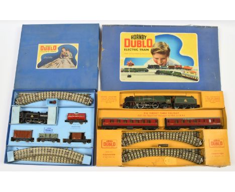 Hornby Dublo 3-rail Train Set comprising P22 Royal Scot Passenger Set containing 4-6-2 BR green Princess Coronation Class No.