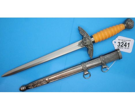 WWII Luftwaffe replica officers dagger with scabbard. P&amp;P Group 2 (£18+VAT for the first lot and £3+VAT for subsequent lo