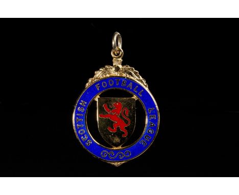 1989 SCOTTISH FOOTBALL LEAGUE SKOL CUP RUNNERS UP MEDAL, the obverse with central shield shaped plaque with red enamel lion r