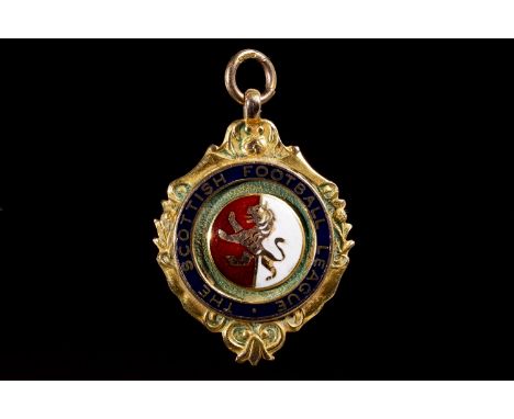 1953 STIRLING ALBION SCOTTISH FOOTBALL LEAGUE GOLD MEDAL, the obverse with central lion rampant motif and 'The Scottish Footb