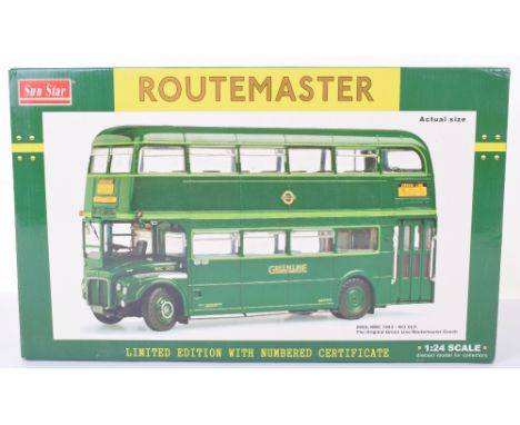 Sun Star 1:24 scale 2904: RMC 1453-453 CLT: The original Green Line Routemaster Coach diecast model, green with detailed inte