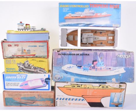 Eight Boxed Model Boats, 2 Radio Controlled Hong Kong plastic Torpedo Boats, Ranetta (Spain) Triton battery operated Tug Boat