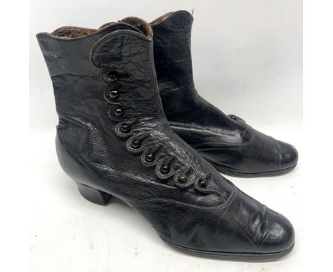 Julia Bradbury Collection:&nbsp;Pair of Victorian Ladies black leather button fasten short boots, (2)