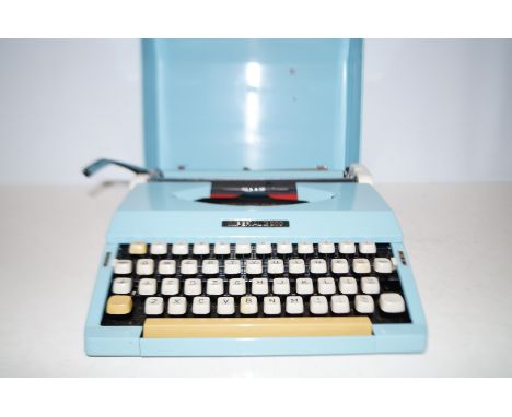 Imperial 200 typewriter with original box &amp; instructions 