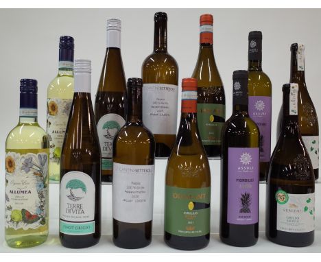 12 BOTTLES ITALIAN WHITE WINEOrion Wines 2 x Organic Allumea Grillo-Chardonnay 2021; Cantine Colomba Bianca 2 x Terre Di Vita