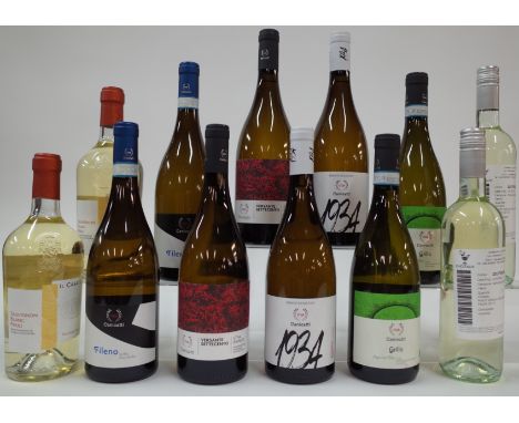 12 BOTTLES ITALIAN WHITE WINEIl Casato 2 x Sauvignon Blanc 2021; Canicatti 2 x Fileno Grillo 2021, 2 x Versante Settecento Ca