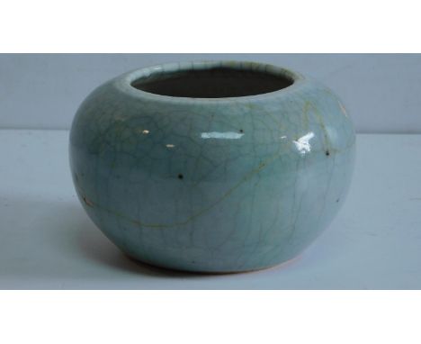 A light blue crackle glazed Chinese brush pot. 8x14cm. 