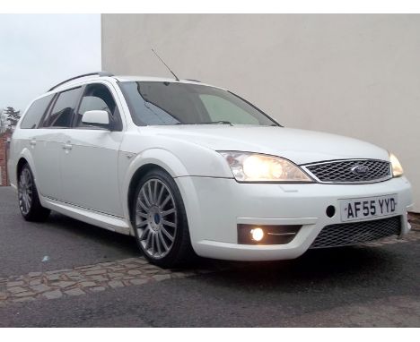 2005 Ford Mondeo ST220 Estate                            - 107,000 recorded miles, 5 previous keepers and two sets of keys   