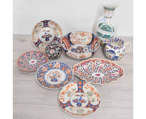 Selection of assorted pottery and Japanese&nbsp;porcelain&nbsp;to include Imari pattern bowl and plates, Early Spode dish (at