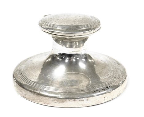 A George V loaded silver capstan inkwell, Birmingham 1911, 12.74oz all in. 