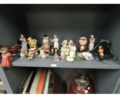 A selection of vintage ceramic and other figures and figurines 