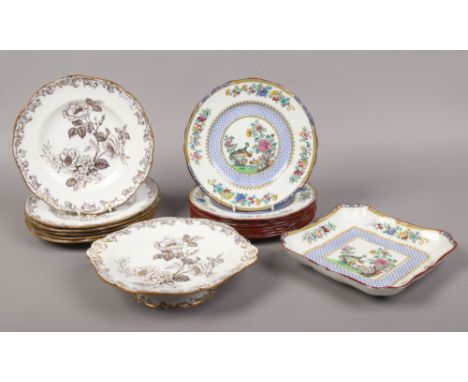 A quantity of Wedgwood pearl cabinet plates along with a quantity of Copeland Spode dishes.