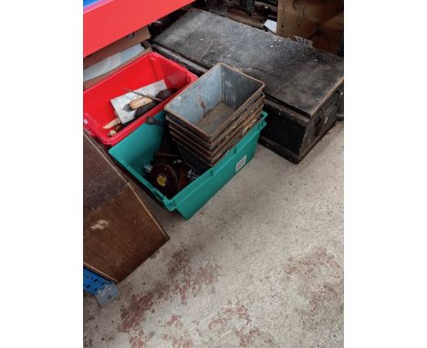 2 boxes of various tools to include vintage oilers, a wooden case / joiner's box - locked and a joiner's toolbox with tools t