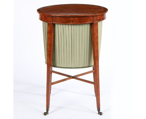 the oval boxwood inlaid top opening to reveal a fleur de lys patterned fabric lining, with green pleated exterior, raised on 