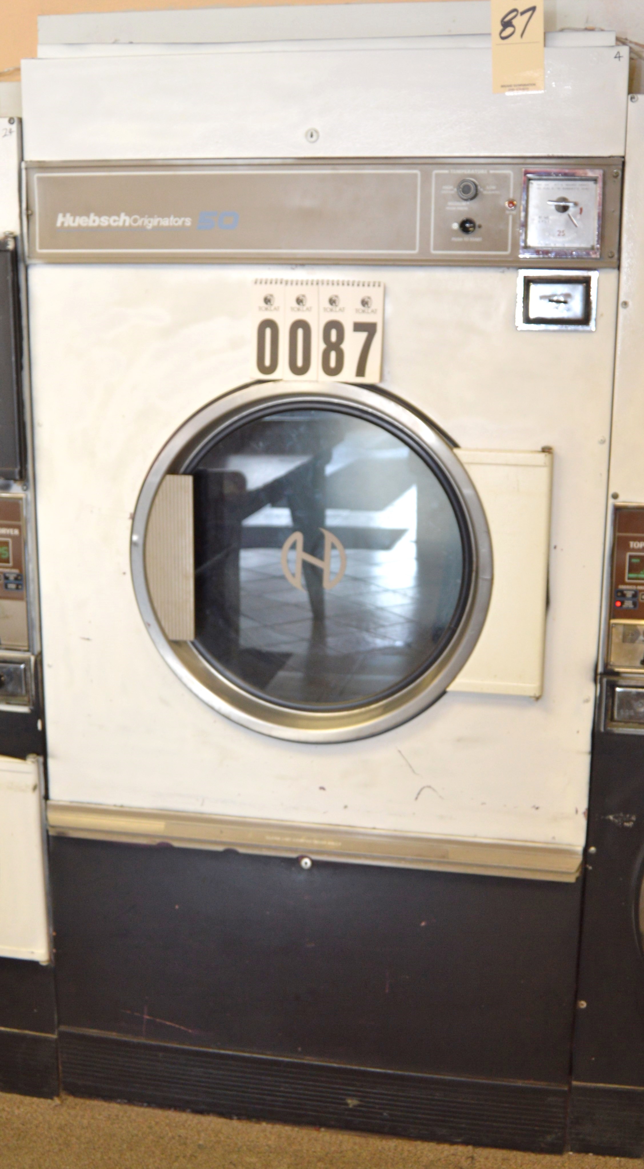 HUEBSCH ORIGINATORS 50 MODEL JT50CG, FRONT LOADER COMMERCIAL GAS TUMBLE