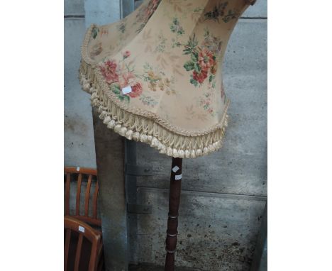 A stained frame standard lamp 